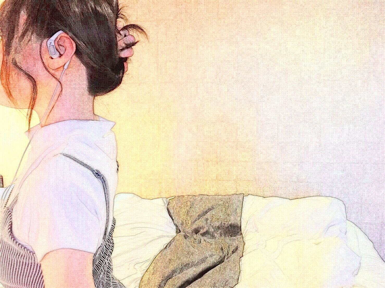 【バイノーラル】女の子の耳にイヤホン型マイクをつけたままガチせっくすを録ってみた 〜関西弁ご主人様に仕える、可愛くてスタイル抜群なご奉仕オナホ肉便器まんこ〜