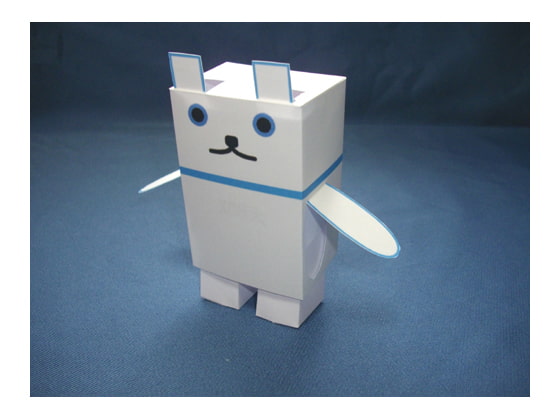 2足歩行ペーパークラフト ぺパロボ002