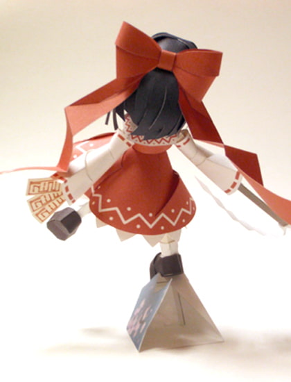 ペーパークラフト霊夢-弐