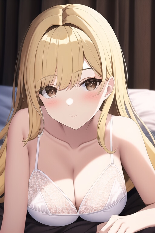 金髪美女、セクシーランジェリー詰め合わせ