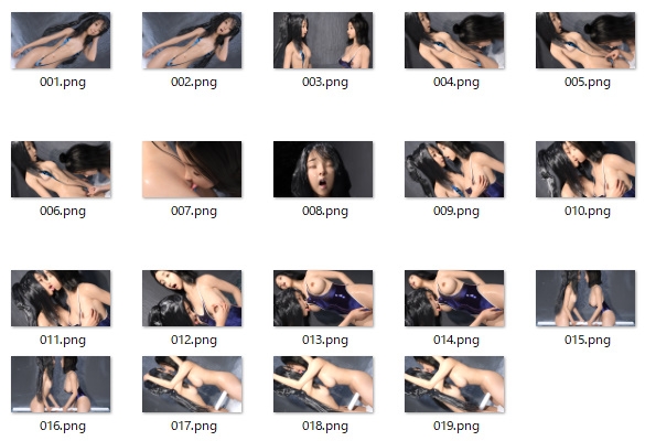 たまたま出会った2人の露出狂レズお姉さん