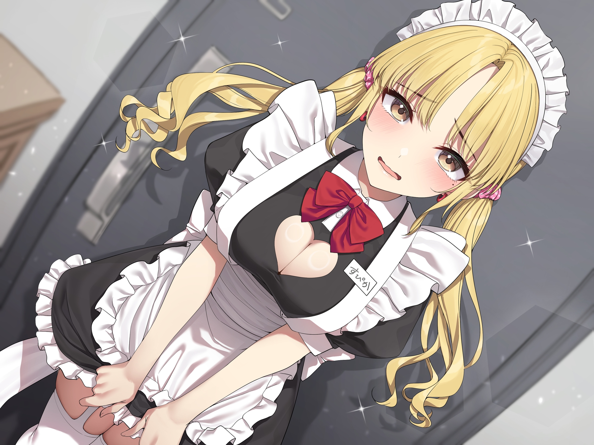 《ネタバレ:まんこに醬油をぶっかけます》【クラスメイトのギャルが階段から落ちたので、助けようとしたら下敷きになり骨折】→ 翌日、何故かメイド服で家凸してき(ry