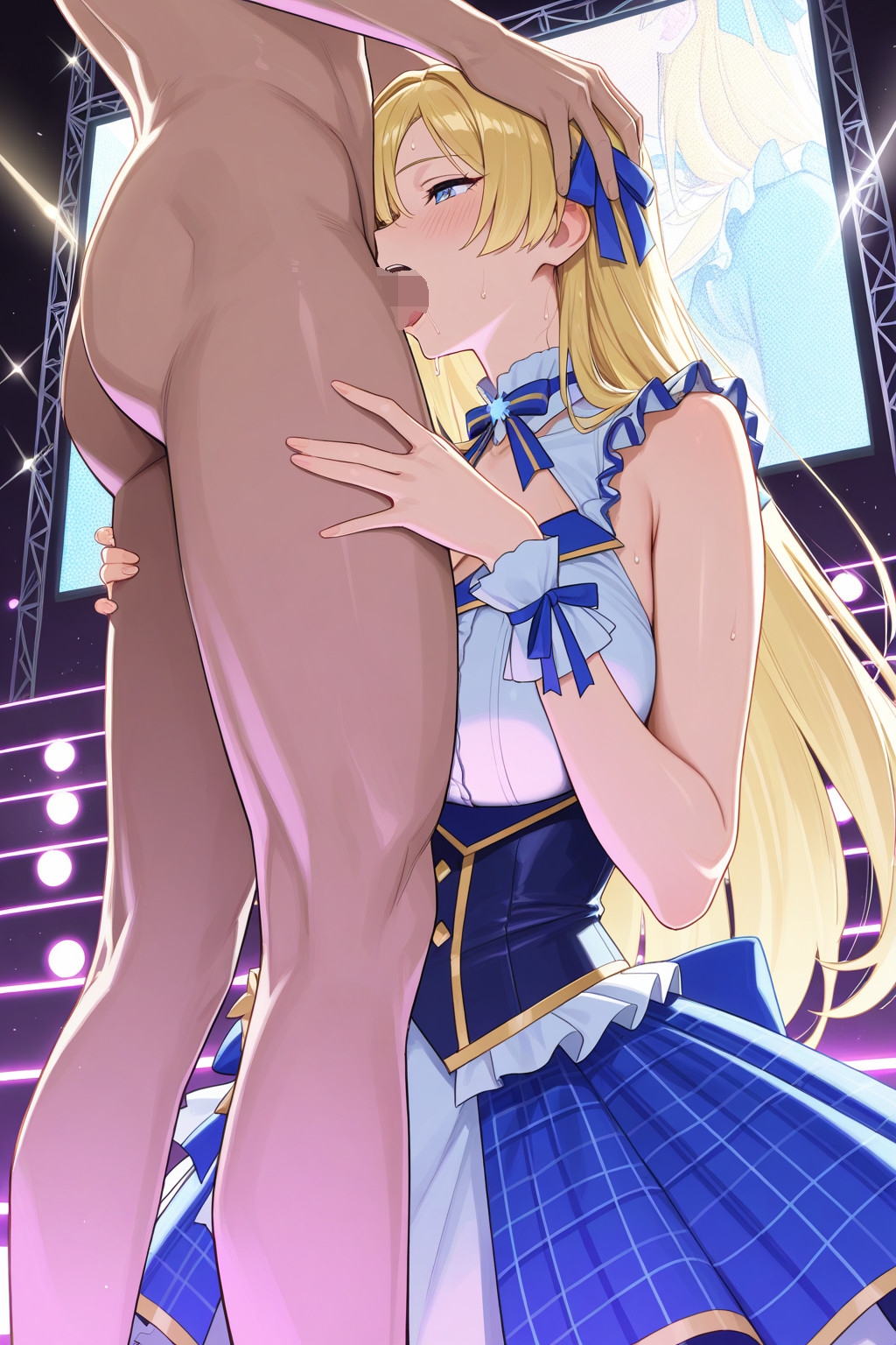 金髪アイドルは着衣で甘々