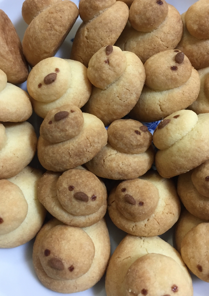 粉をもぐもぐ