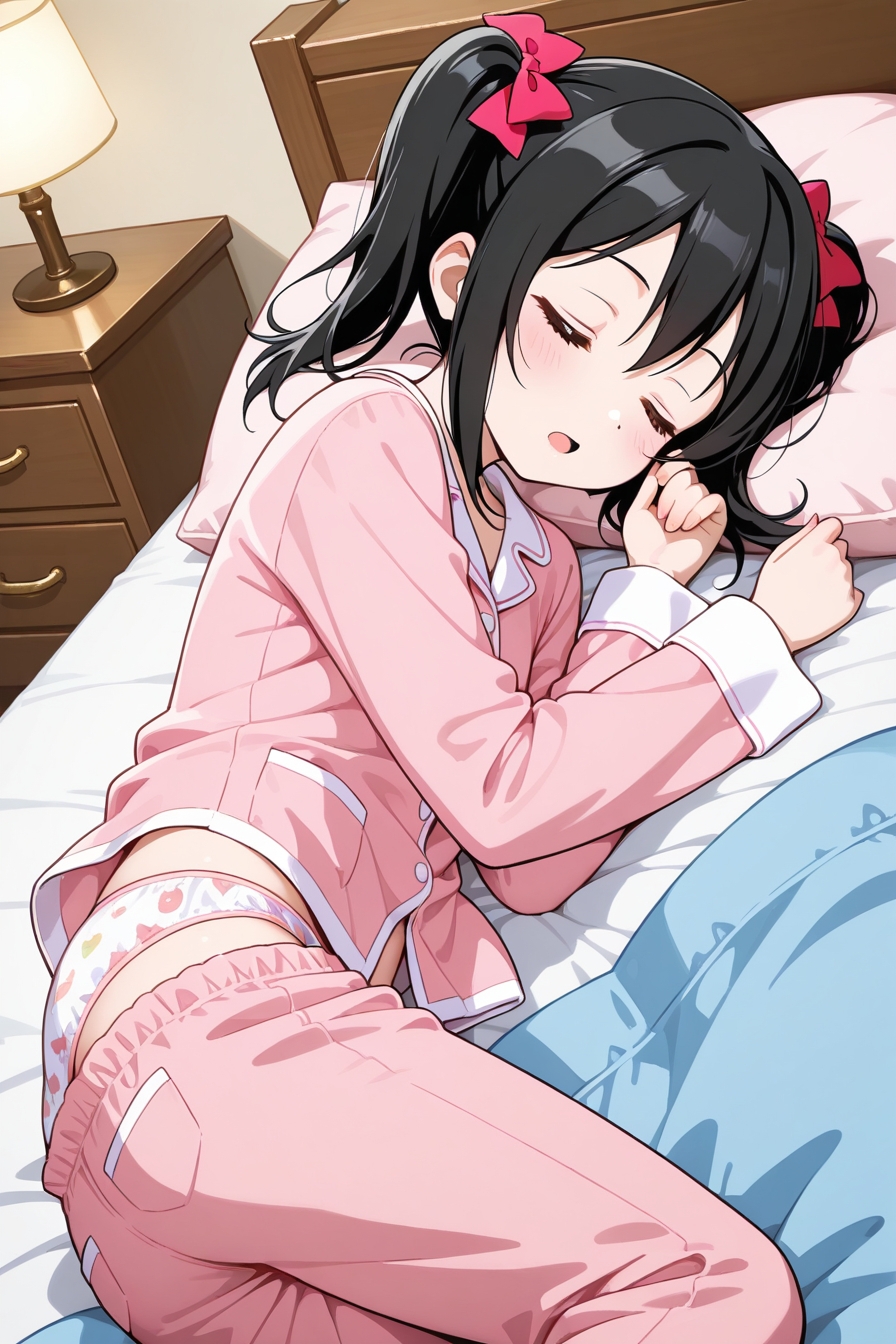 熟睡無防備アイドルにえっちないたずら！